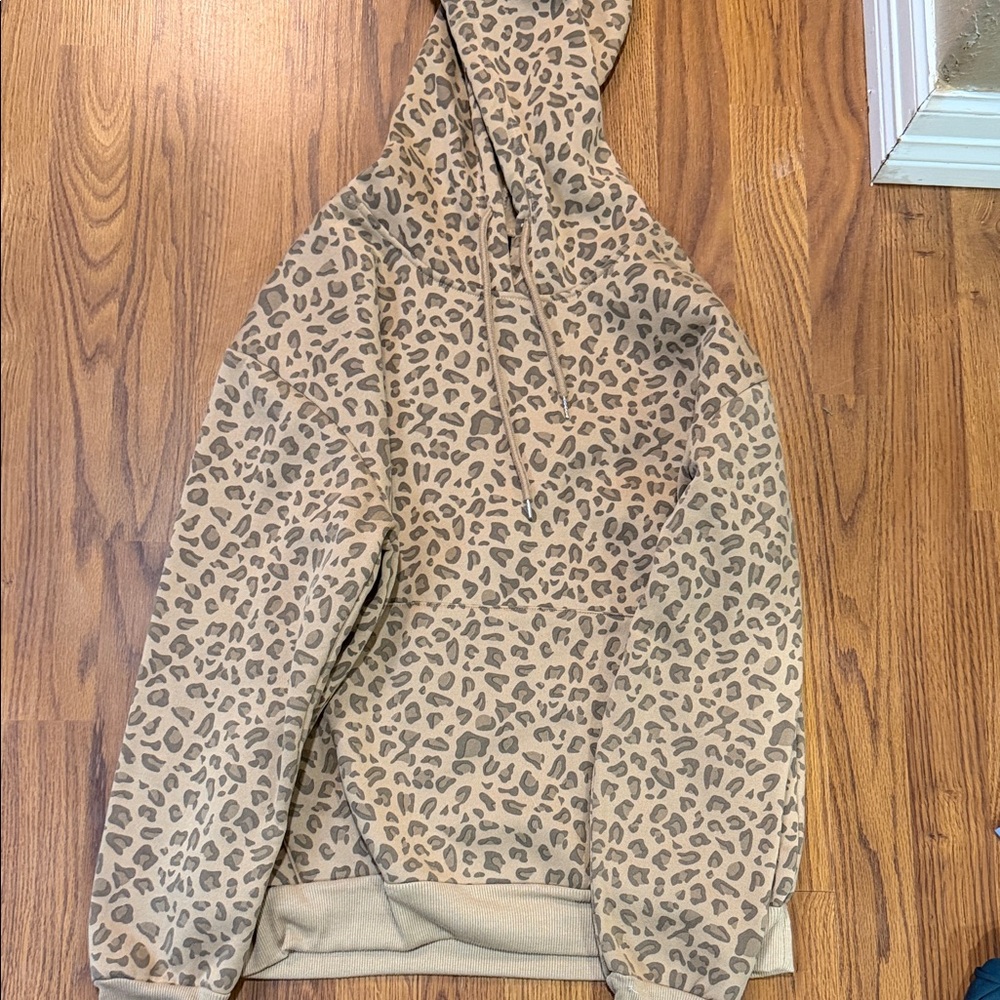 SHEIN Tan Leopard Print Sweater